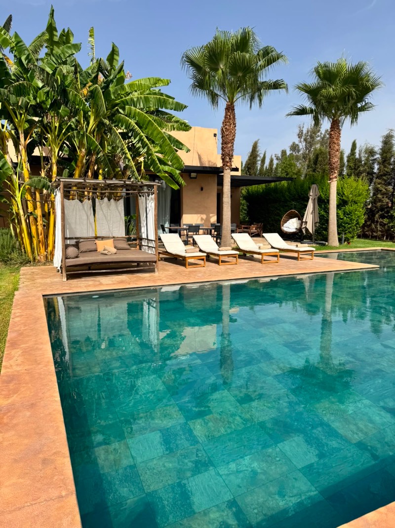 Piscine familiale sans vis à vis 2